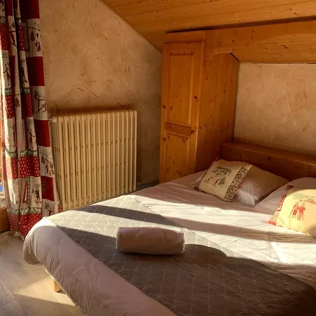 Le Concorde Hotel